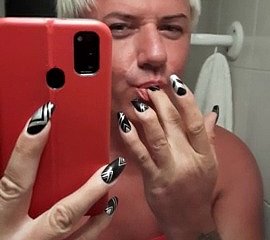 Sonyastar superb shemale masturbates with hanker nails