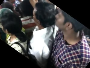 Obese pain to the neck girl epic groping to Chennai bus. DONT Meet with disaster
