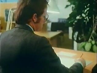 Cleavage Focusing - Pornográfico Suspense (1975)